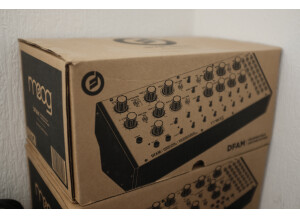 Moog Music DFAM (Drummer From Another Mother) (62041)
