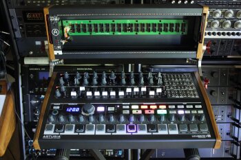 MiniBrute2S 2tof 13.JPG MiniBrute2S 2tof 13.JPG