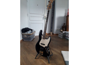 Fender Standard Jazz Bass [1990-2005] (7384)