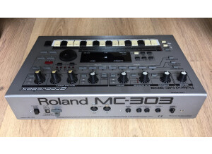 Roland MC-303 (91802)