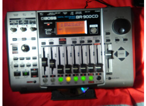 Boss BR-900CD Digital Recording Studio (95640)