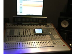 Table STUDIO Tascam DM4800