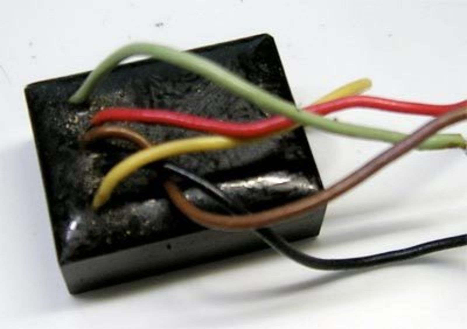 Vd préampli guitare ou basse stéréo Bartolini TC1