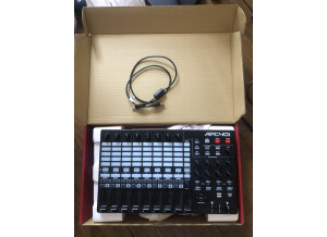 Akai APC40 mkII (4057)