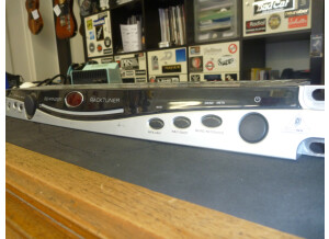 Behringer Racktuner BTR2000 (25219)