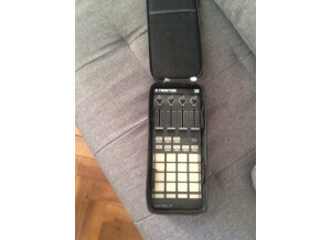 Native Instruments Traktor Kontrol F1 (13112)