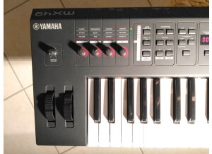Yamaha MX49 (26505)