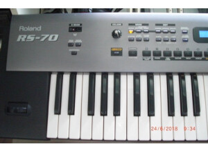 Roland RS-70