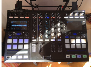 Native Instruments Traktor Kontrol S5 (1735)