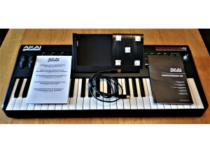 Akai + iPad + Synthstation  17