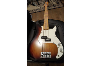 Fender Standard Precision Bass [2009-Current] (93325)