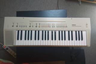 Yamaha PS 20
