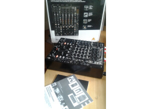 Behringer NOX606