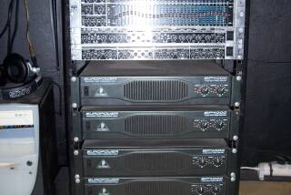 Behringer EP4000