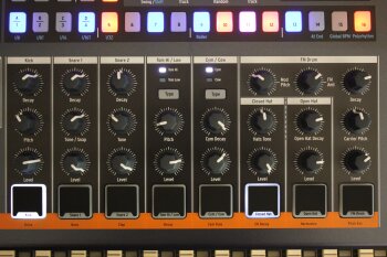 Arturia DrumBrute Impact : DrumBrute Impact 2tof 08a.JPG Arturia DrumBrute Impact : DrumBrute Impact 2tof 08a.JPG