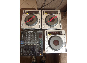 Pioneer CDJ-800MK2