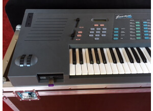 E-MU Emax (8147)