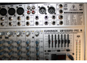 Behringer Eurorack UB1222FX-Pro (55417)