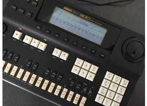 Yamaha QY300 (53554)