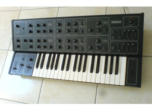 Yamaha CS15 (70847)