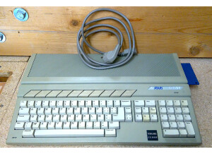 Atari  1O4O STf