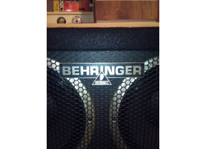 Behringer Ultrabass BB410 (7309)