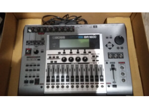 Boss BR-1600CD Digital Recording Studio (42994)