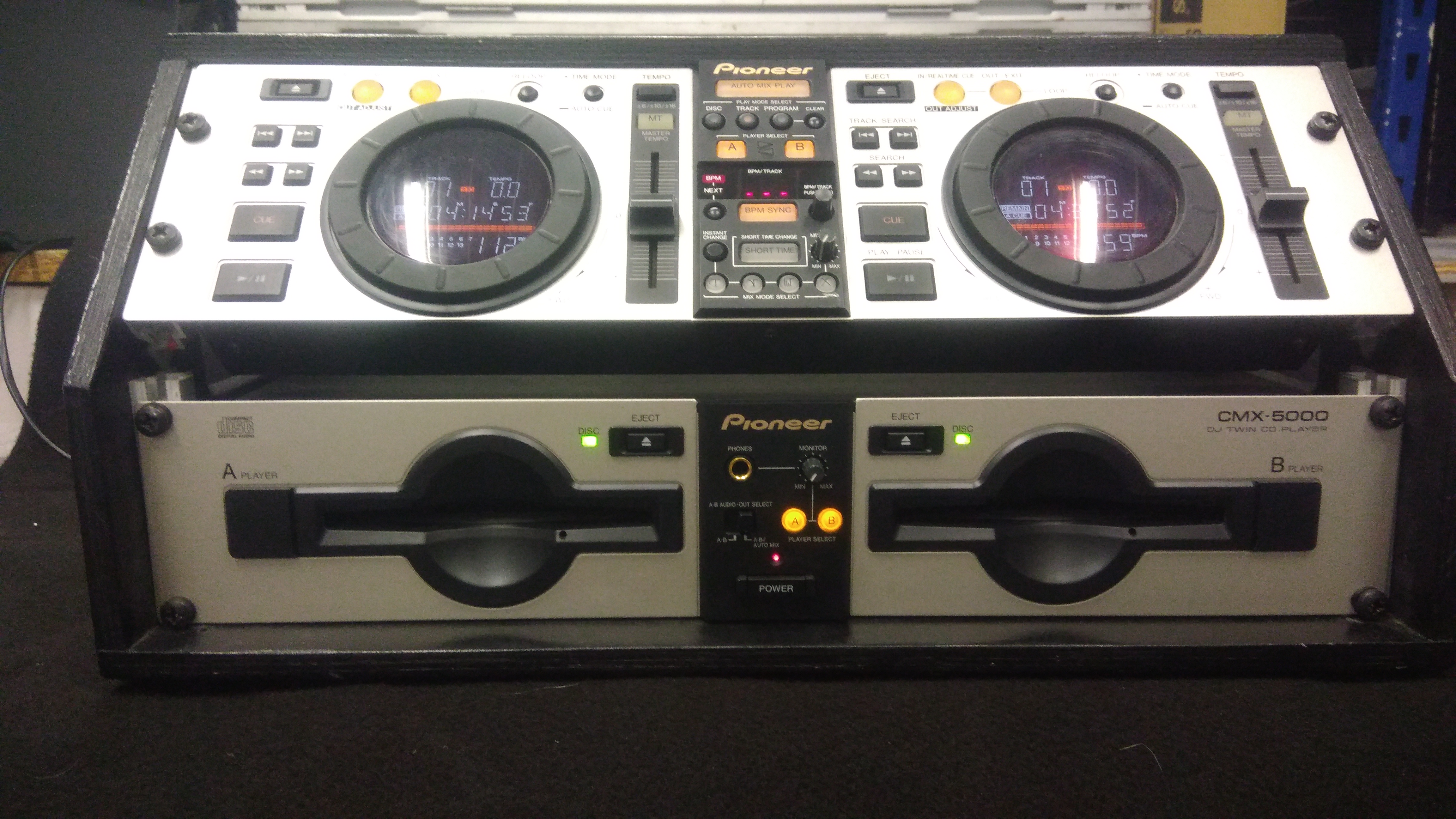 Pictures and images Pioneer CMX 5000 - Audiofanzine