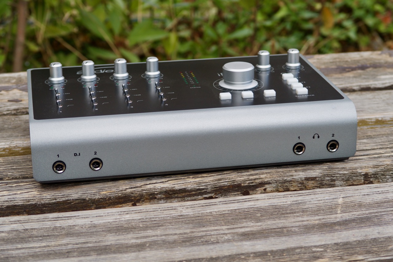 Audient iD44 : iD44 3