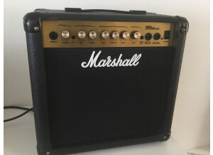 Marshall MG15CDR (7287)