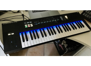 Komplete kontrol S49 1