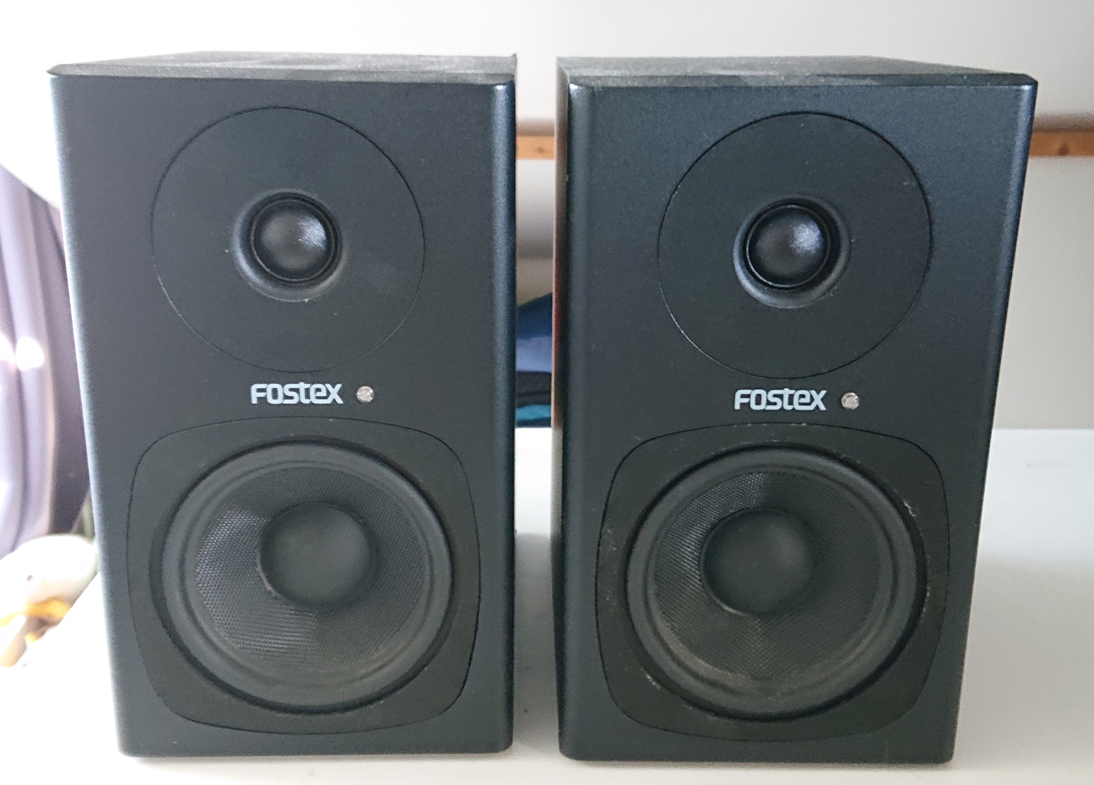 Pictures and images Fostex PM0.4d - Audiofanzine