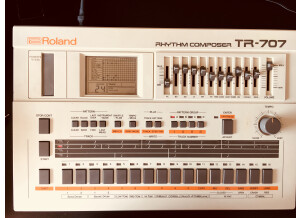 Roland TR-707 (35888)