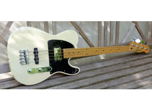 Squier Vintage Modified Cabronita Precision Bass (54071)