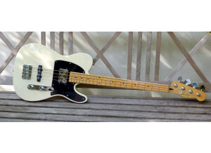 Squier Vintage Modified Cabronita Precision Bass (87246)