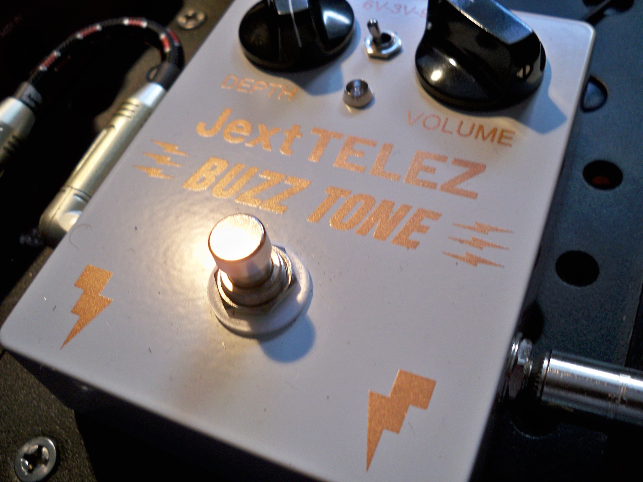 Jext Telez Buzz Tone