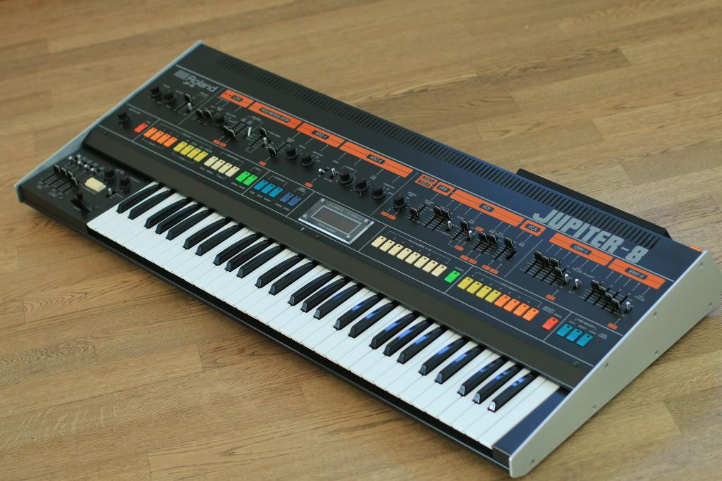 Roland Jupiter-8