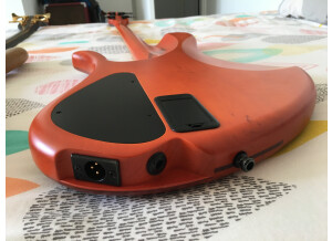 E62B129E F76E 4503 807A 6128E44F5B97