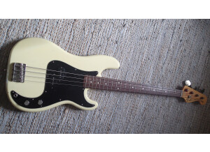 Fender Precision Bass Japan (99932)