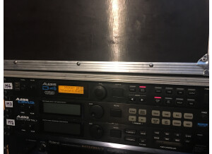 Alesis D4 (61387)