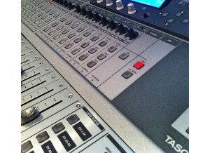 Tascam DM-4800 (30330)