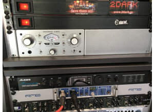 Universal Audio 710 Twin-Finity (30965)