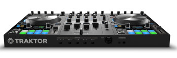 Native Instruments Traktor Kontrol S4 mk3 : TRAKTOR KONTROL S4 MK3 7 shadow Native Instruments Traktor Kontrol S4 mk3 : TRAKTOR KONTROL S4 MK3 7 shadow