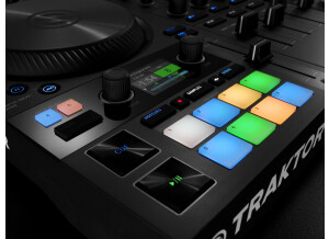 TRAKTOR KONTROL S4 MK3 pads
