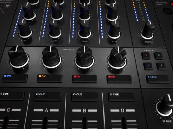 Native Instruments Traktor Kontrol S4 mk3 : TRAKTOR KONTROL S4 MK3 mixer 2 Native Instruments Traktor Kontrol S4 mk3 : TRAKTOR KONTROL S4 MK3 mixer 2