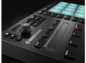 MASCHINE MIKRO MK3 Detail 01