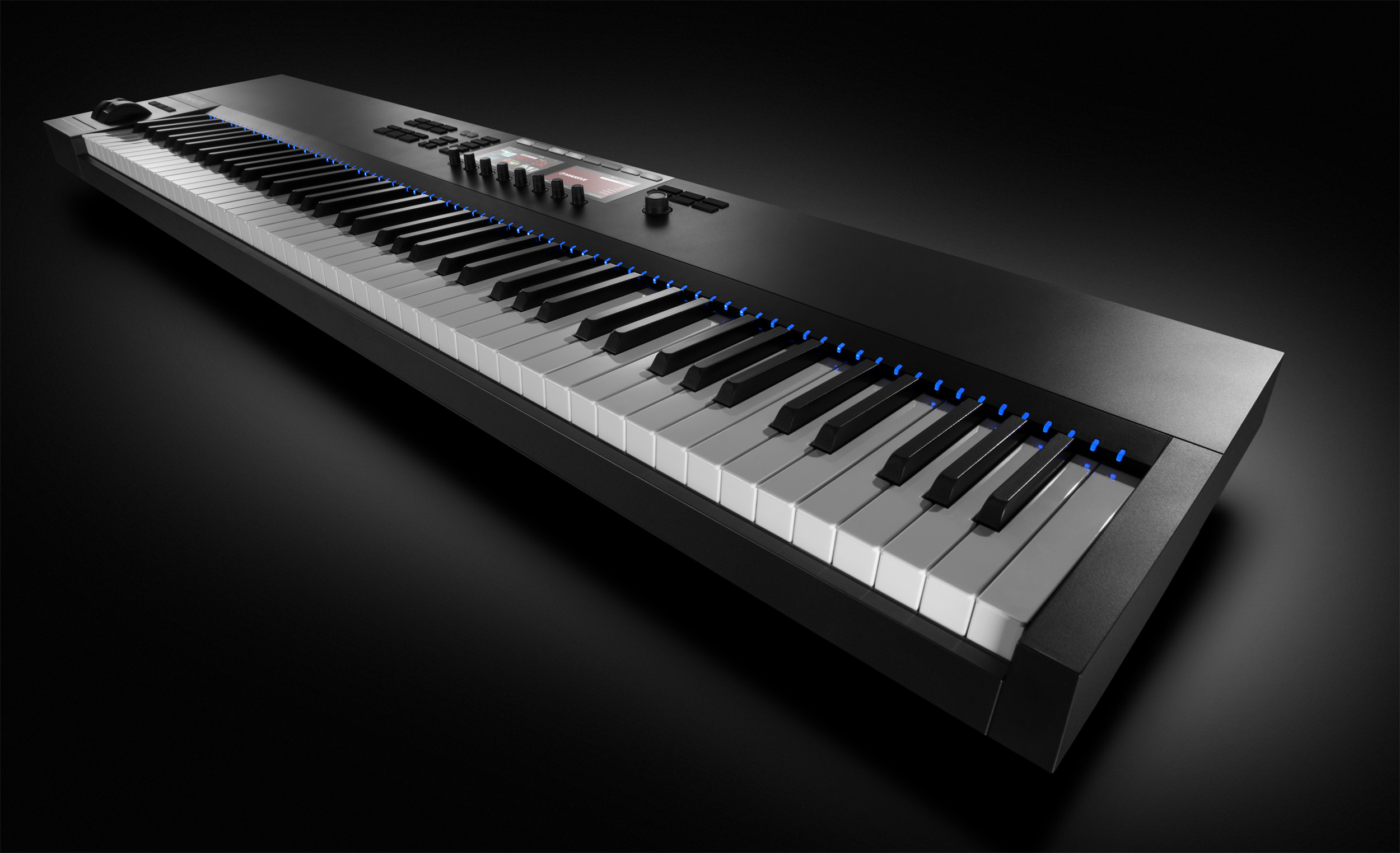 Native Instruments Komplete Kontrol S88 mk2 : KOMPLETE KONTROL S88 MK2 02