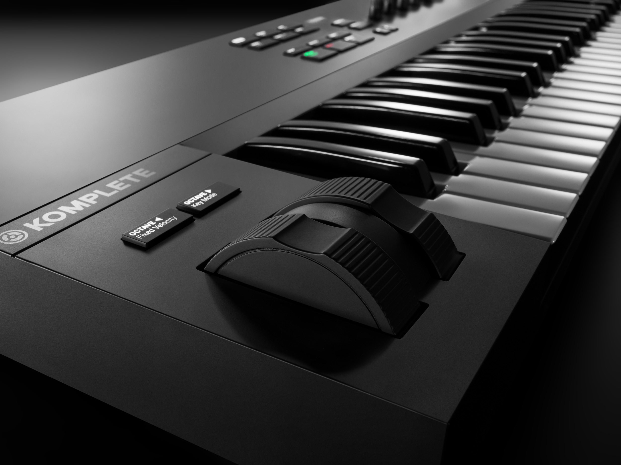 Native Instruments Komplete Kontrol A61 : KOMPLETE KONTROL A SERIES modwheels
