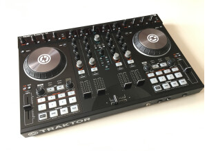 Native Instruments Traktor Kontrol S4 mk2 (29191)