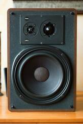 Magnat Audio MR2